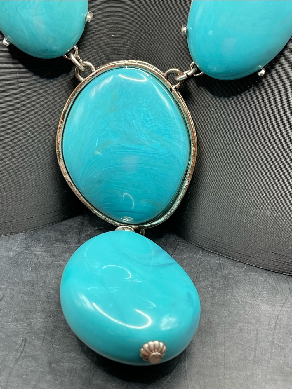 Vintage Avon Faux Turquoise Y-drop Pendant Necklace & Dusty - Picture 3 of 5